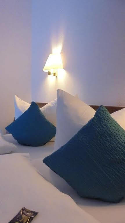 Paulin Hotel ترير المظهر الخارجي الصورة